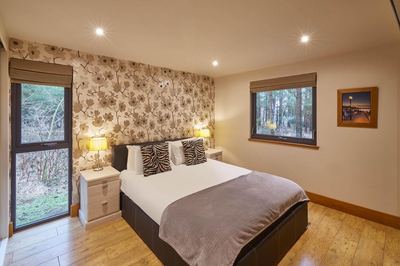 Host & Stay - Simon Howe Lodge Whitby Bagian luar foto