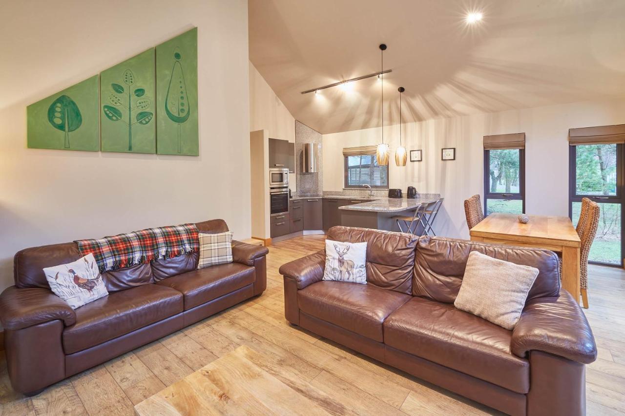 Host & Stay - Simon Howe Lodge Whitby Bagian luar foto